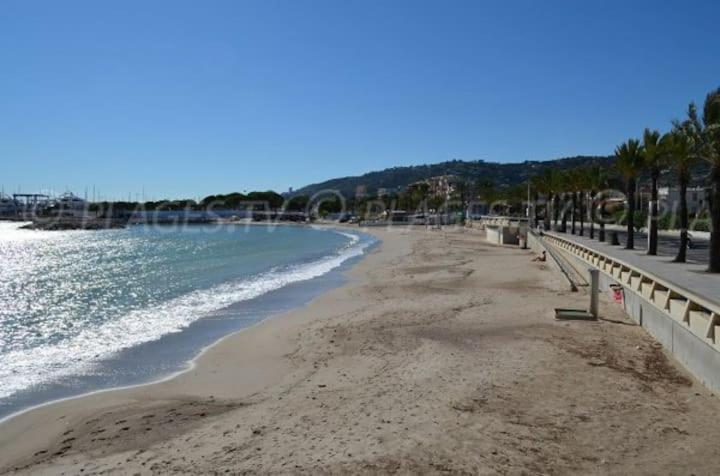 F1 A 5 Minutes Des Plages Et De La Gare Vallauris Buitenkant foto